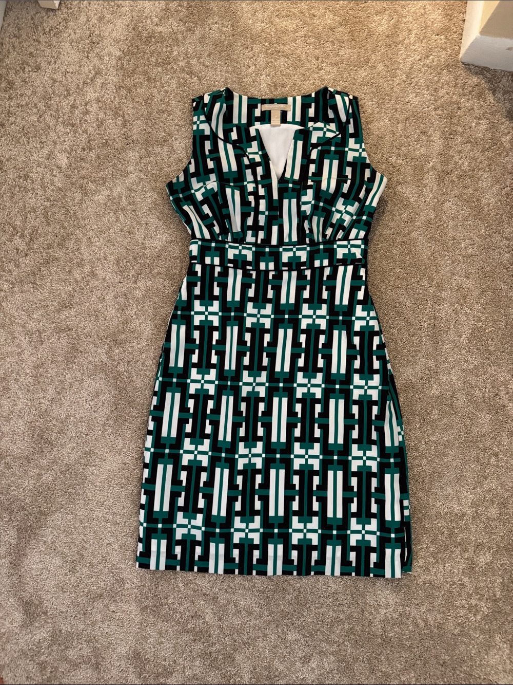 Sleeveless Geometric Print Sheath Dress - Green & Black